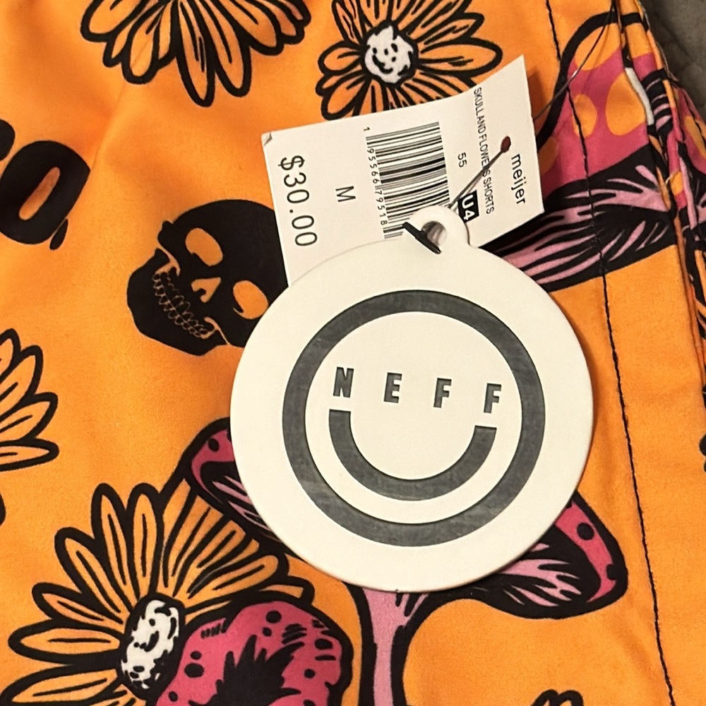 NEFF Board Shorts. Size Medium - Picture 4 of 8